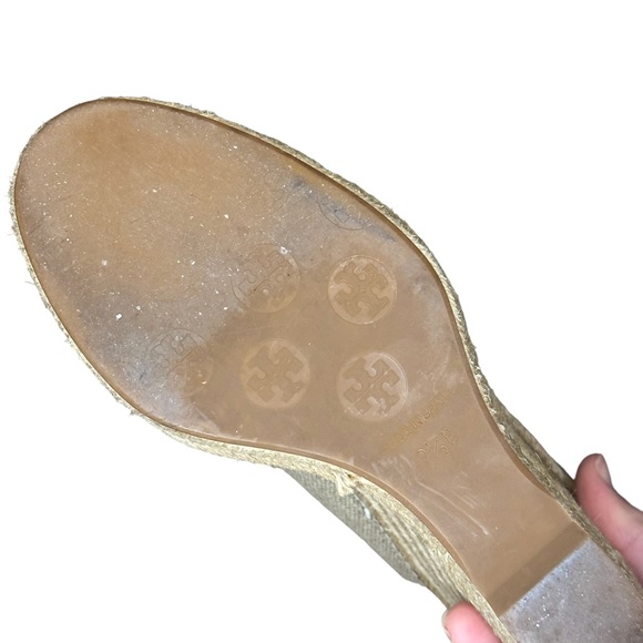 TORY BURCH BOW WEDGE - Picture 5 of 5